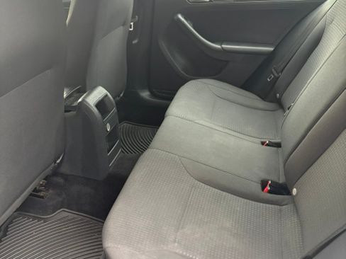 Used 2016 Volkswagen Jetta S FWD image 6