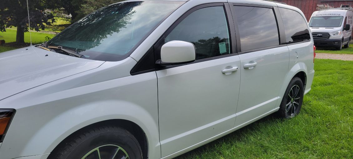 Used 2018 Dodge Grand Caravan GT FWD image 4