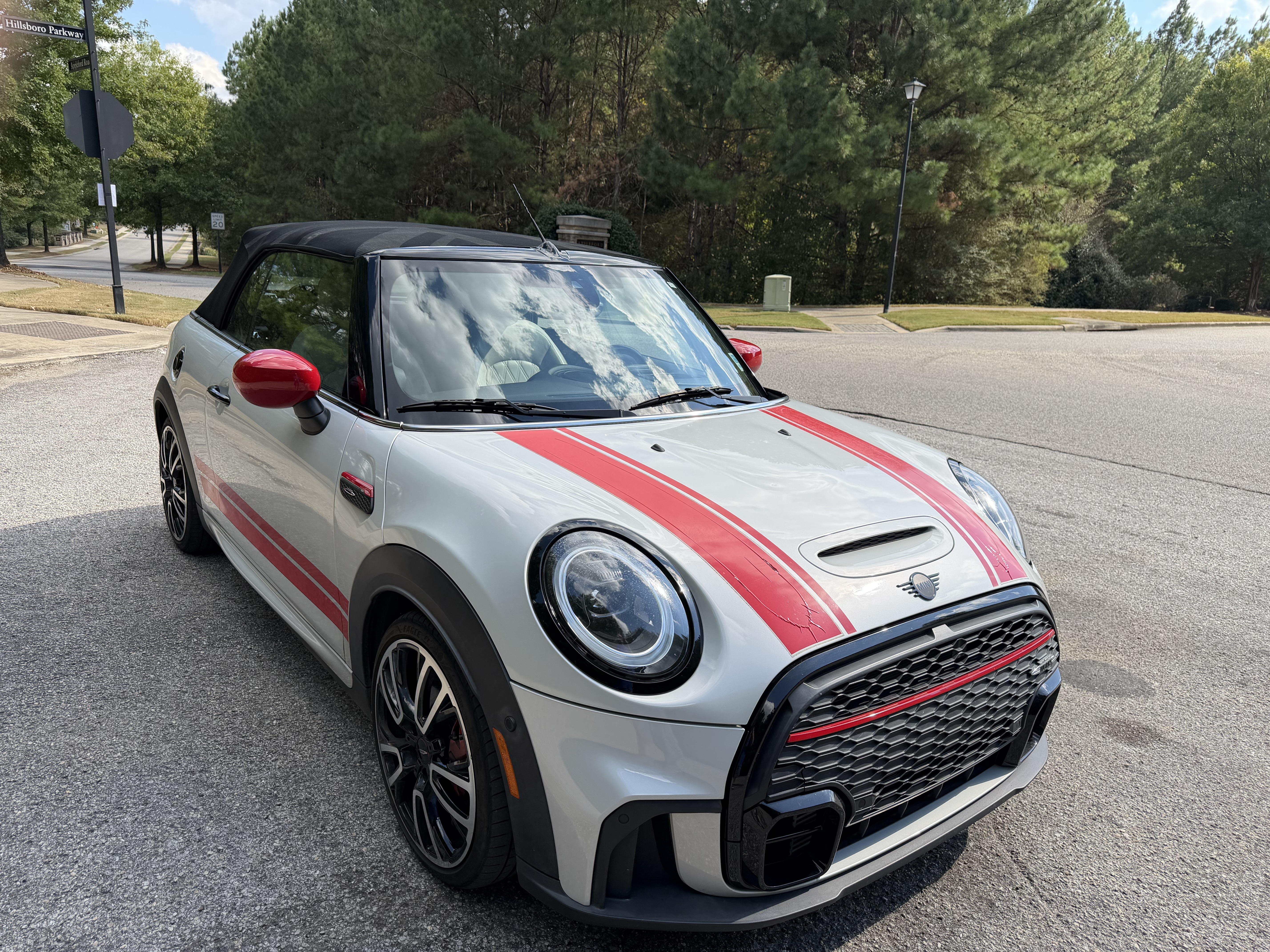 Used 2022 MINI Cooper John Cooper Works w/ Driver Assistance Package FWD image 9