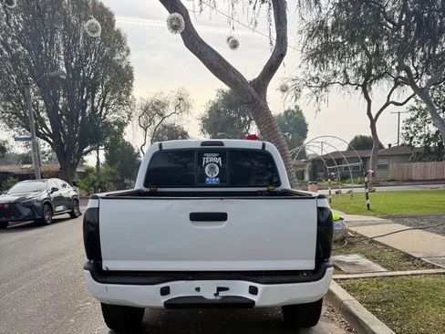 Used 2007 Toyota Tacoma PreRunner image 8