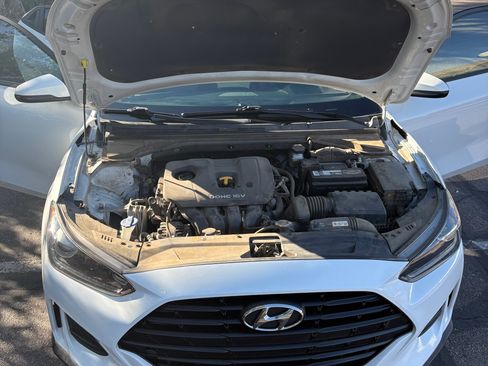 Used 2020 Hyundai Veloster 2.0 image 17