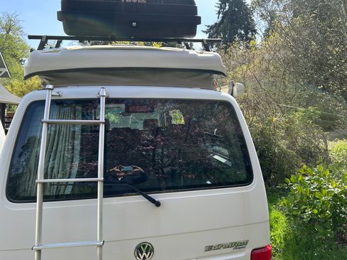 Used 2001 Volkswagen Eurovan image 8