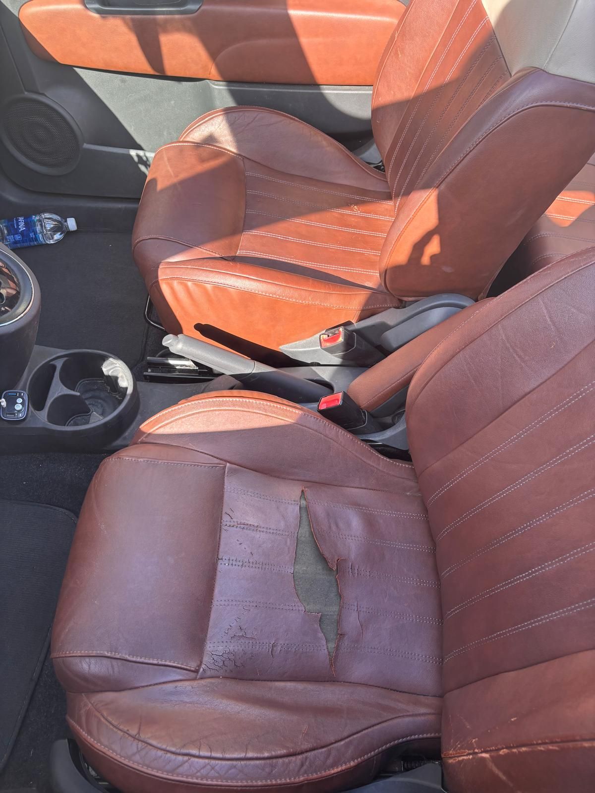 Used 2013 FIAT 500 Lounge w/ Luxury Leather Pkg FWD image 11