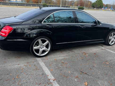 Used 2011 Mercedes-Benz S 550 S 550 Sedan 4D image 1