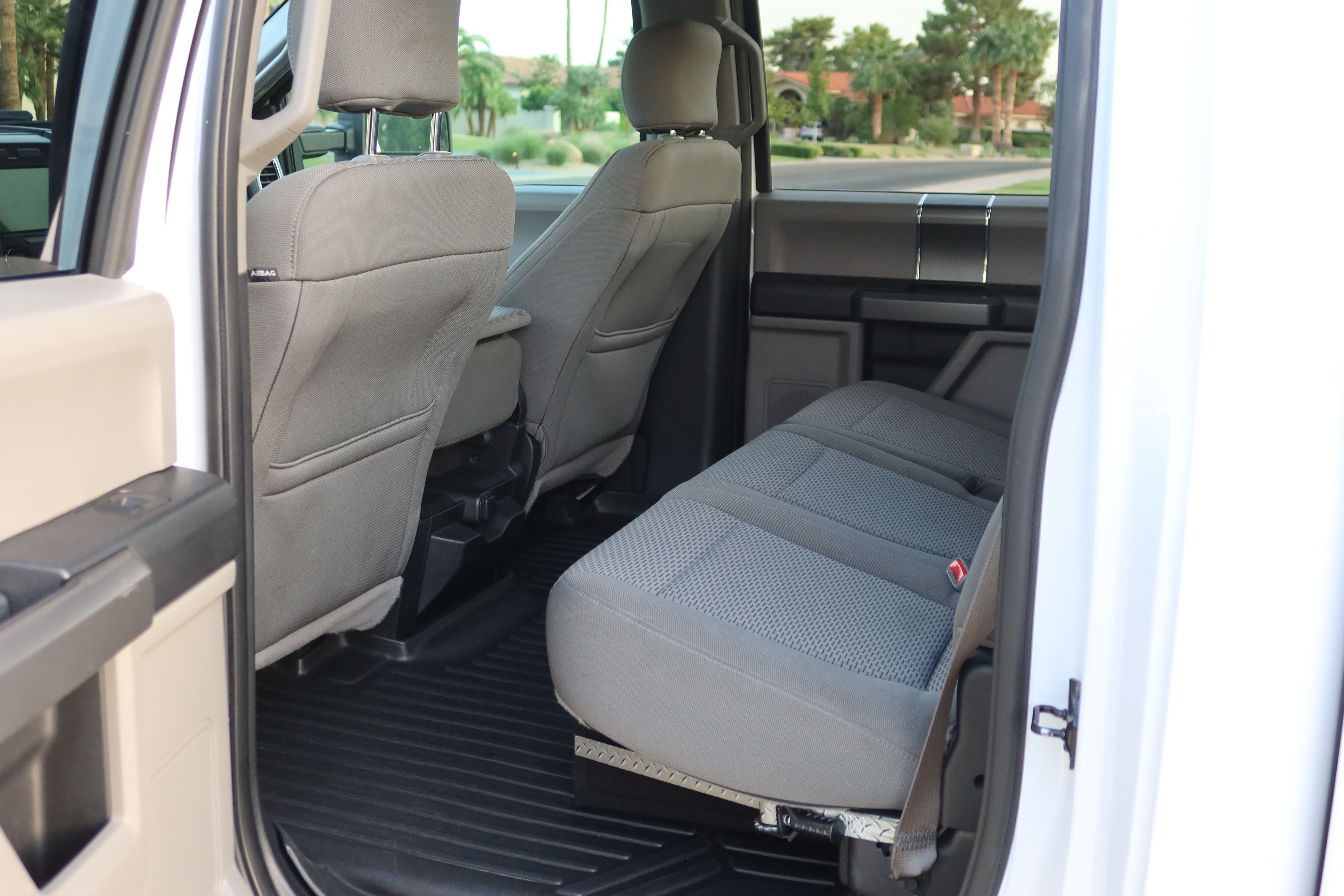Used 2017 Ford F150 XLT w/ Equipment Group 302A Luxury AWD/4WD image 25