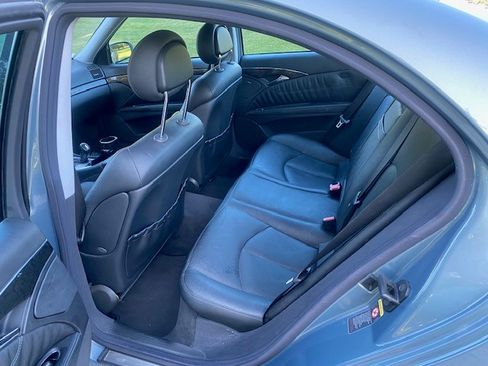 Used 2004 Mercedes-Benz E 320 4MATIC Sedan image 12