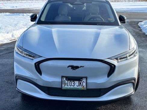 Used 2023 Ford Mustang Mach-E Premium image 4