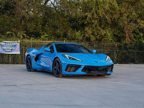 Used 2020 Chevrolet Corvette Stingray Premium Cpe w/ 3LT Preferred Equipment Group image 4