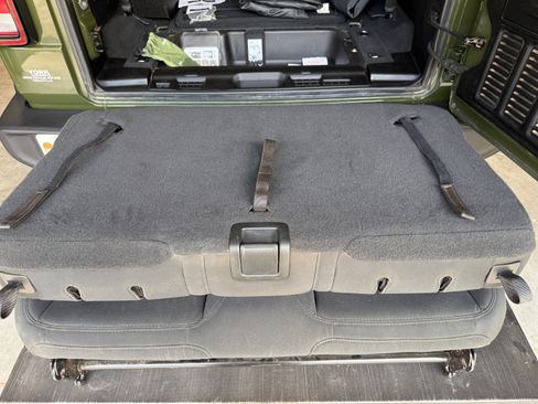 Used 2021 Jeep Wrangler Sport AWD/4WD image 20