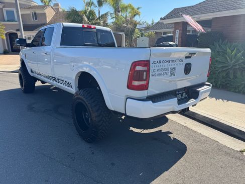 Used 2019 RAM 2500 Laramie image 8