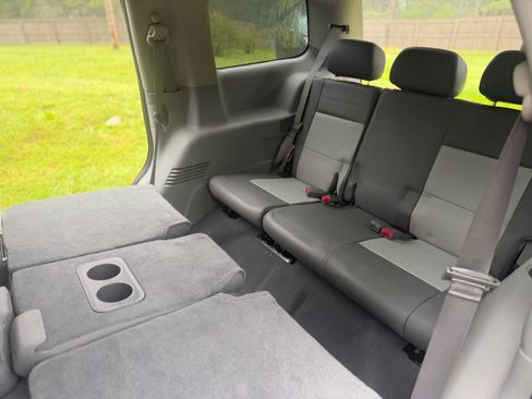 Used 2007 Dodge Durango SLT w/ Interior Convenience Group RWD image 14