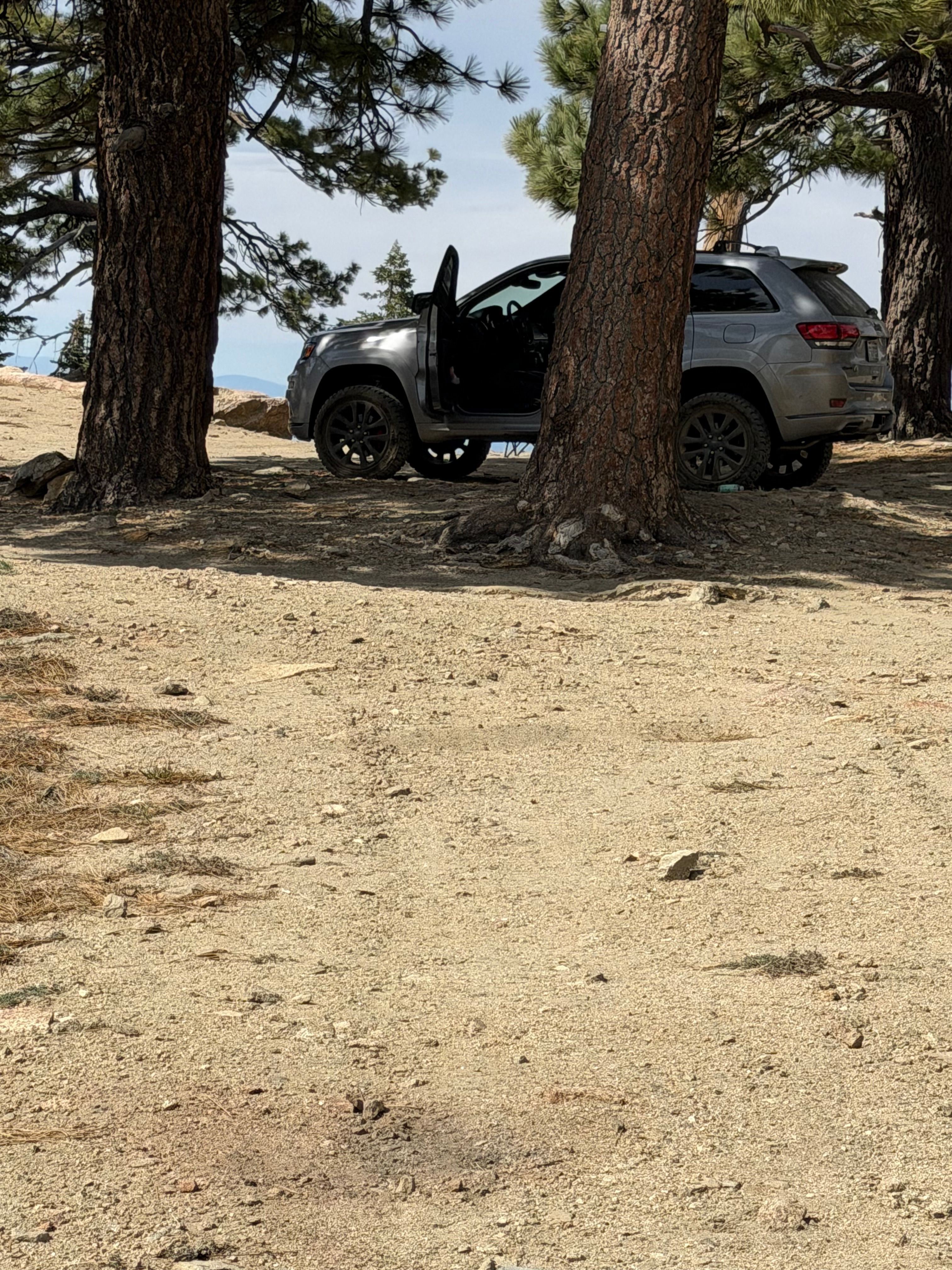Used 2019 Jeep Grand Cherokee High Altitude AWD/4WD image 27