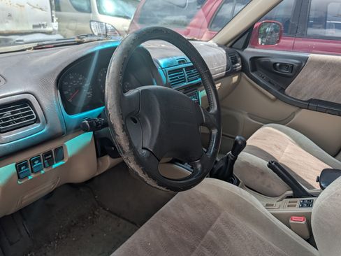 Used 2002 Subaru Forester Sport AWD/4WD image 12