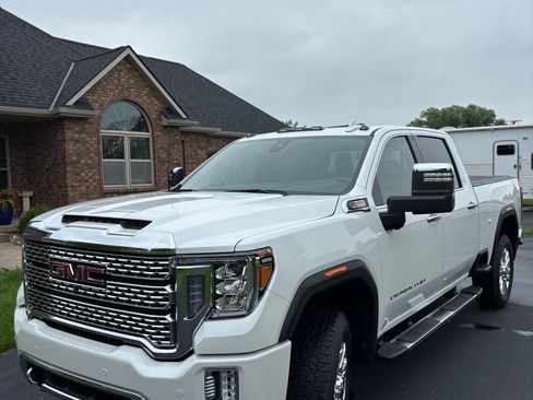 Used 2021 GMC Sierra 2500 Denali w/ Denali Ultimate Package AWD/4WD image 1