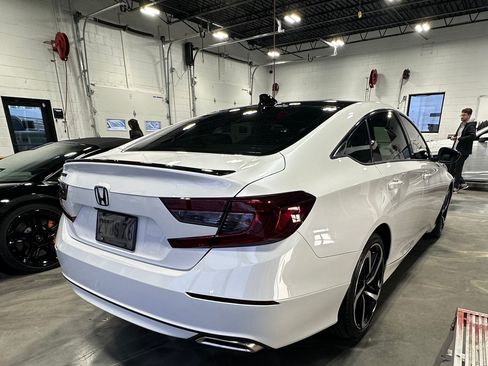 Used 2021 Honda Accord Sport image 8