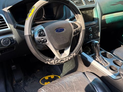 Used 2011 Ford Explorer XLT w/ 202A Rapid Spec Order Code image 8