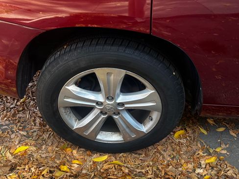 Used 2010 Toyota Highlander Limited image 27