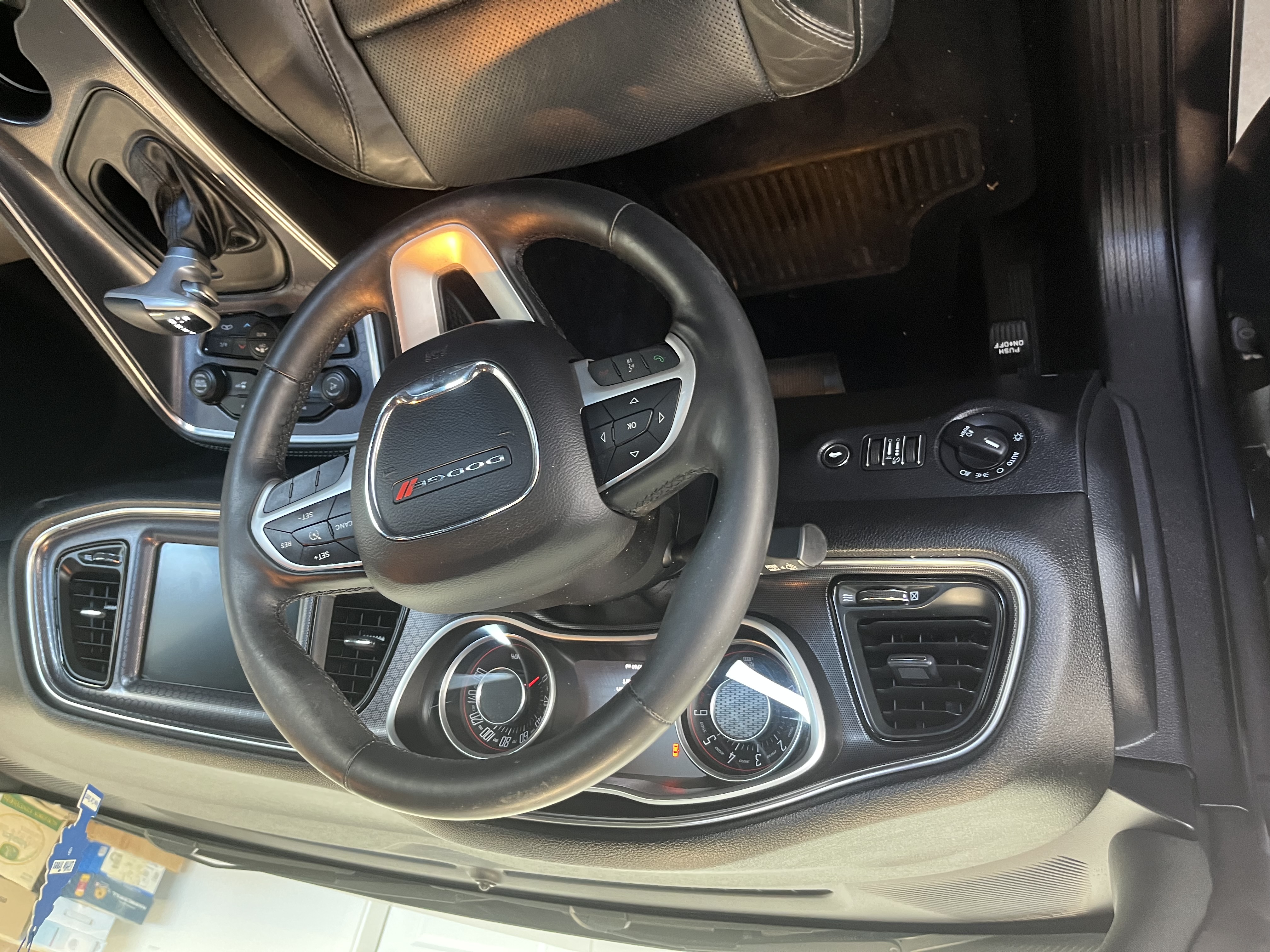 Used 2015 Dodge Challenger SXT Plus w/ Driver Convenience Group RWD image 6