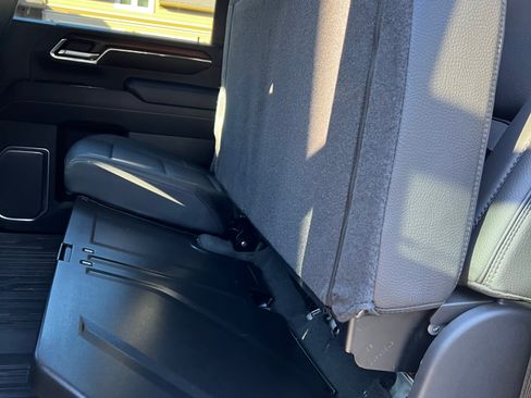 Used 2024 GMC Sierra 3500 Denali w/ Denali Reserve Package image 19