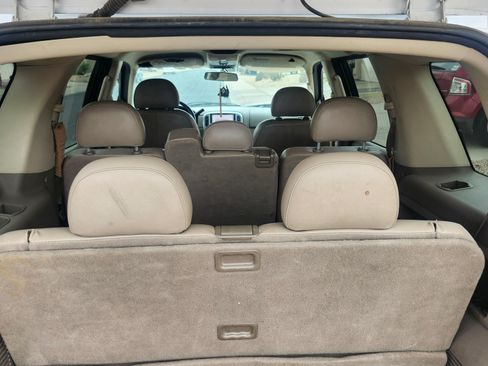 Used 2004 Mercury Mountaineer AWD V8 image 10