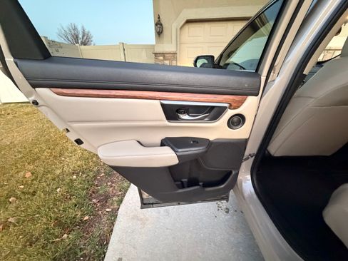 Used 2018 Honda CR-V EX-L image 22