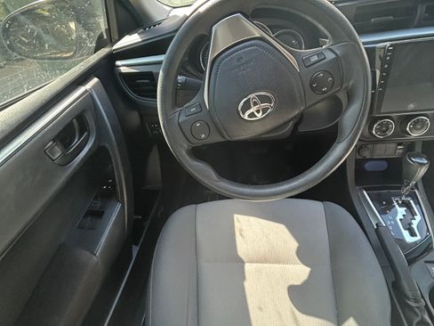 Used 2015 Toyota Corolla L FWD image 2