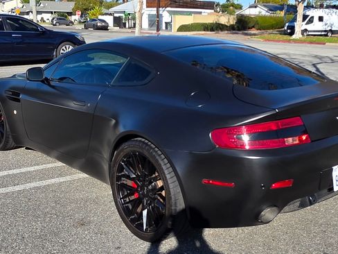 Used 2009 Aston Martin V8 Vantage Coupe image 8