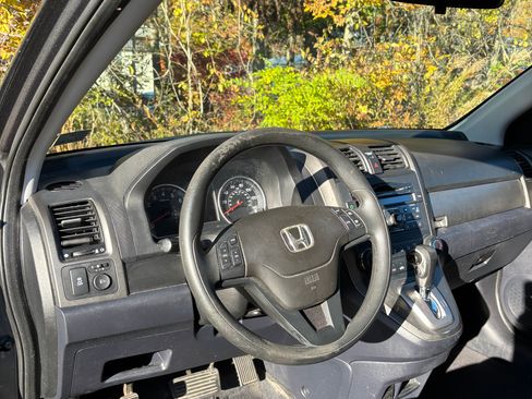 Used 2011 Honda CR-V SE image 16