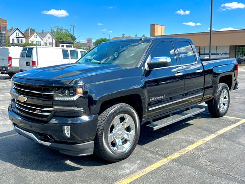 Used 2018 Chevrolet Silverado 1500 LTZ Z71 w/ LTZ Plus Package AWD/4WD image 2