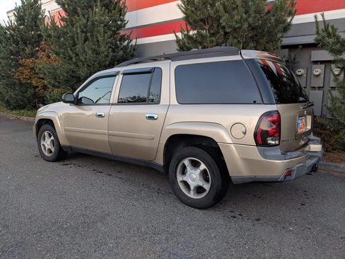 Used 2006 Chevrolet TrailBlazer 4WD w/ LS Preferred Equipment Group image 9