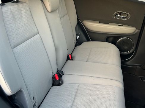 Used 2020 Honda HR-V EX image 6