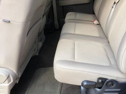 Used 2010 Ford F150 XLT image 13