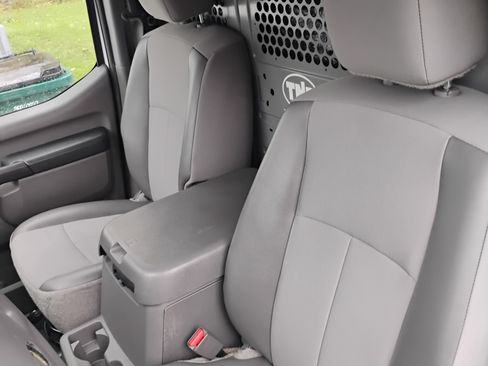 Used 2018 Nissan NV 3500 SV w/ Navigation Package image 11