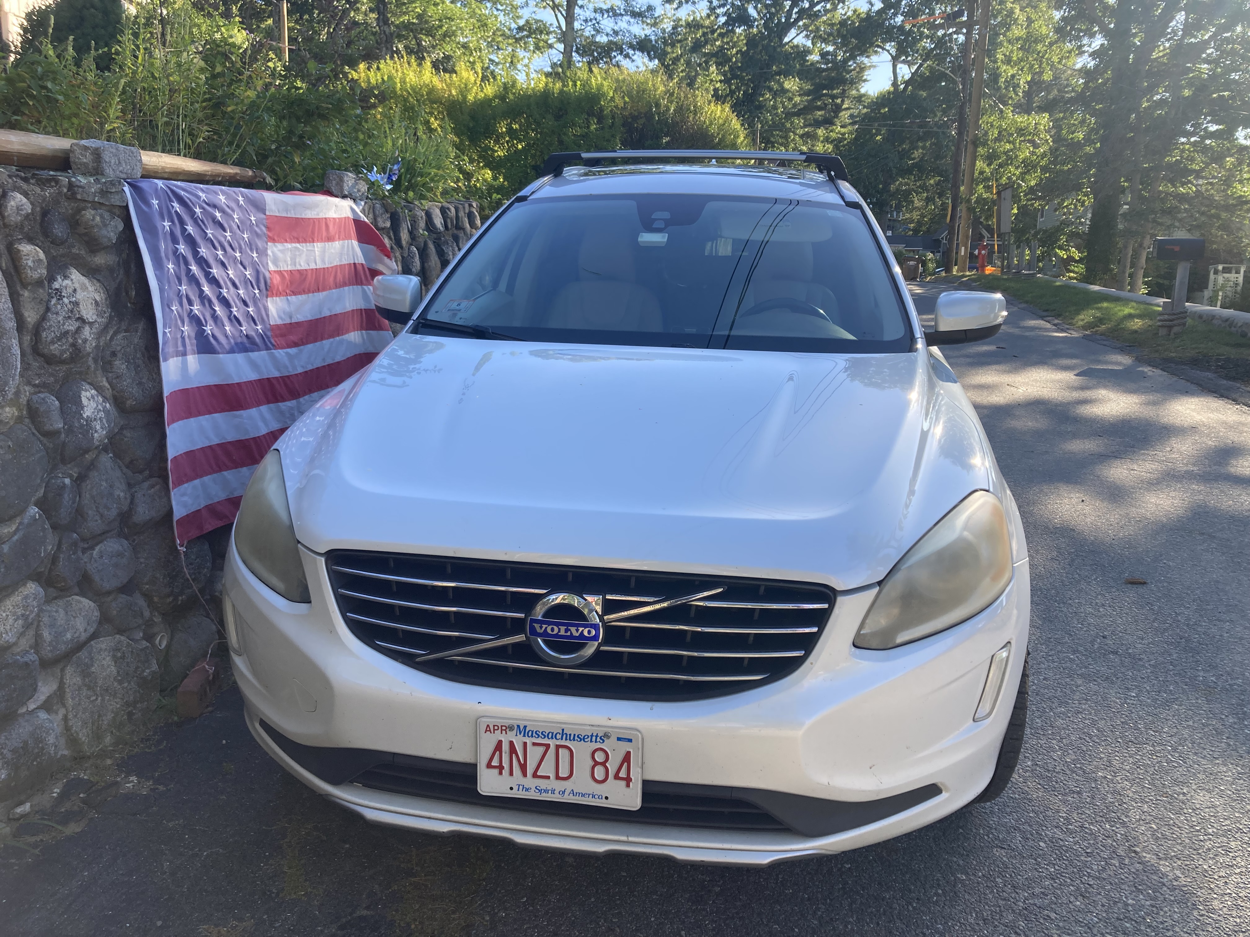 Used 2014 Volvo XC60 T6 AWD/4WD image 2