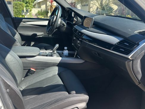 Used 2017 BMW X5 xDrive40e image 6