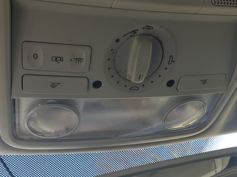 Used 2006 Volkswagen Passat 2.0T image 15