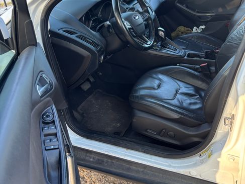 Used 2016 Ford Focus SE image 8