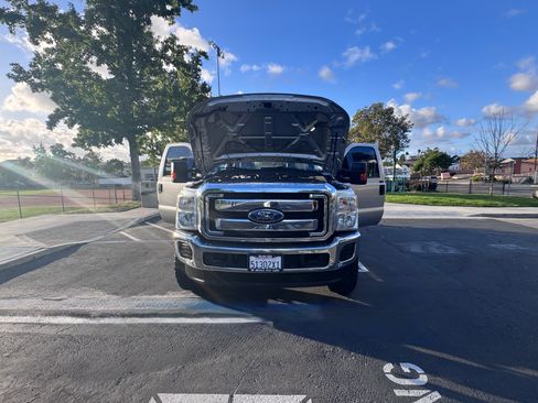 Used 2016 Ford F250 XLT AWD/4WD image 12