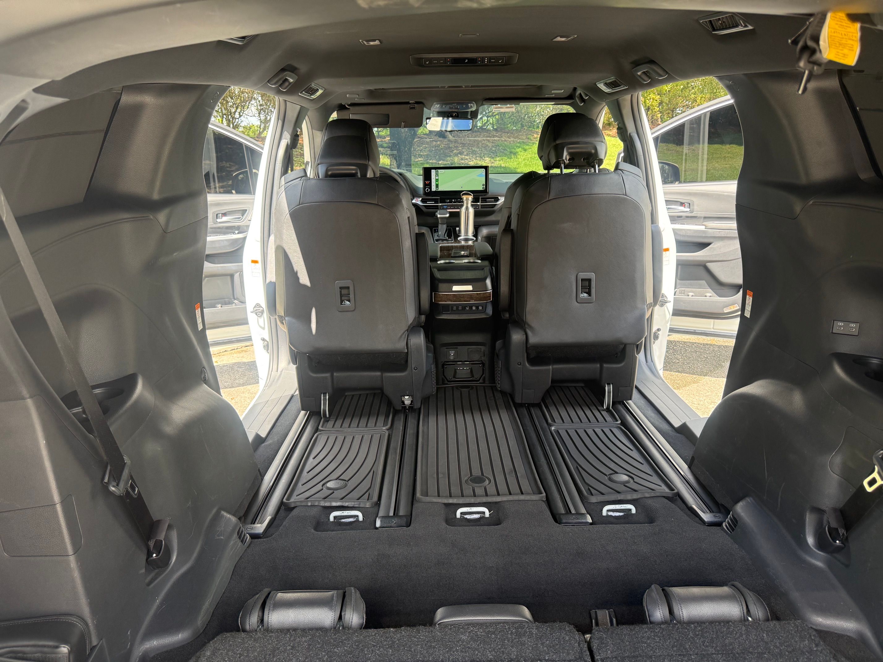 Used 2026 Toyota Sienna Platinum AWD/4WD image 30