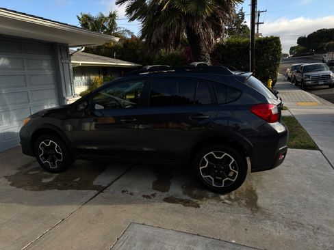 Used 2015 Subaru Crosstrek 2.0i Limited AWD/4WD image 1
