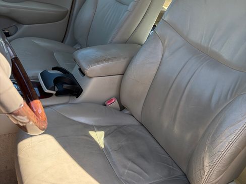 Used 2002 Lexus ES 330 FWD image 8