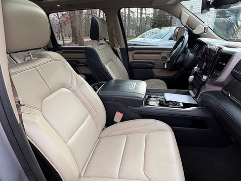 Used 2019 RAM 1500 Limited w/ Advanced Safety Group image 10