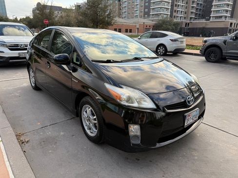 Used 2010 Toyota Prius Two image 11