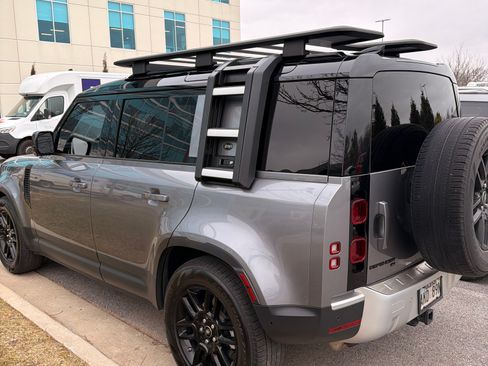 Used 2020 Land Rover Defender 110 S image 1