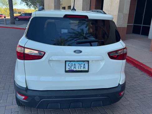 Used 2021 Ford EcoSport SE image 6