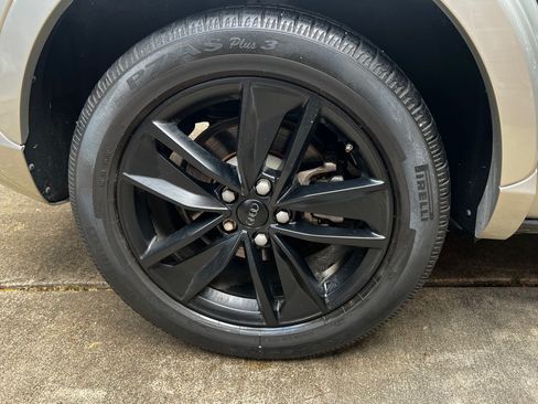 Used 2017 Audi Q3 2.0T Premium w/ Convenience Package FWD image 18