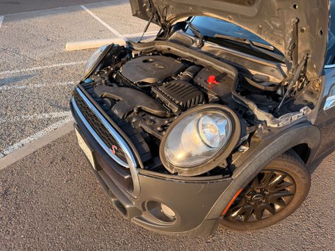 Used 2017 MINI Cooper S image 6