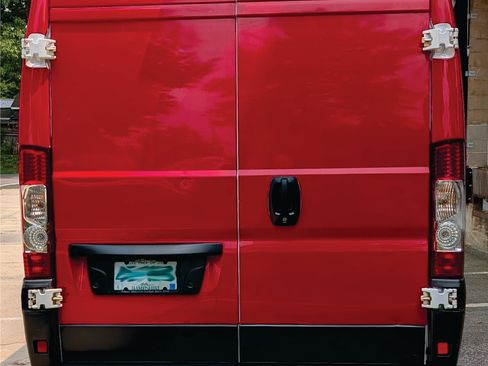 Used 2018 RAM ProMaster 2500 w/ Interior Convenience Group FWD image 4