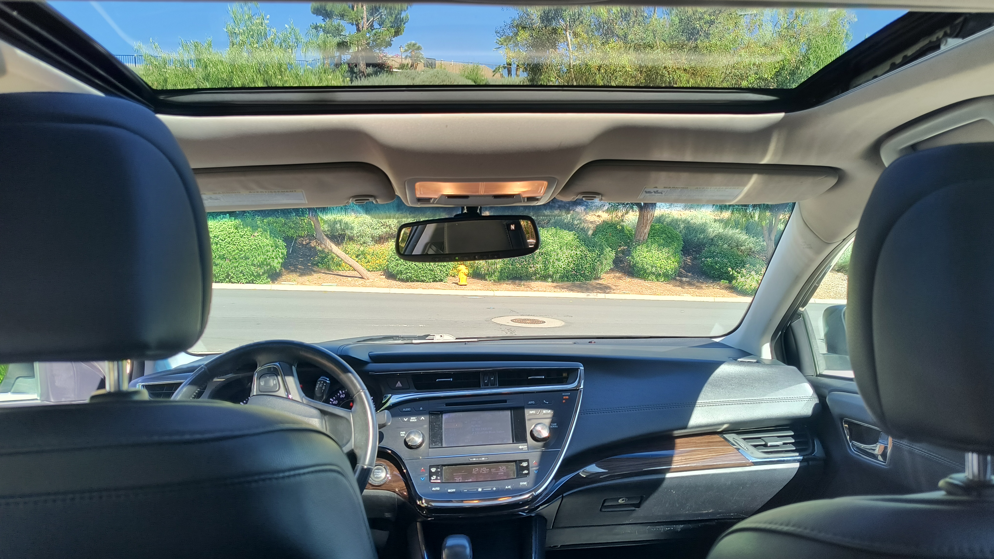 Used 2013 Toyota Avalon XLE Touring FWD image 6