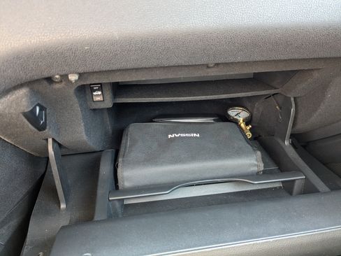 Used 2013 Nissan Maxima 3.5 SV w/ Premium Pkg image 12